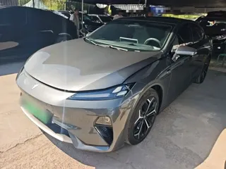 Deepal L07 2025 купить из Китая, цена 3 361 000 ₽ — Suifenhe Auto