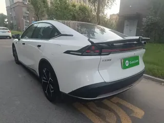 Deepal L07 2024 купить из Китая, цена 3 141 000 ₽ — Suifenhe Auto