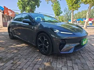 Deepal L07 2025 купить из Китая, цена 3 197 000 ₽ — Suifenhe Auto