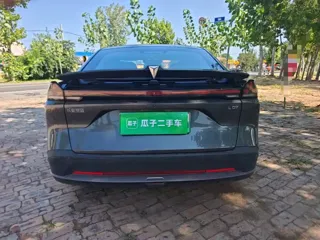 Deepal L07 2025 купить из Китая, цена 3 197 000 ₽ — Suifenhe Auto