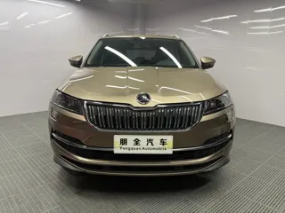 Skoda Karoq 2022 купить из Китая, цена 1 949 000 ₽ — Suifenhe Auto