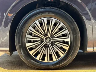 BYD Xia 2025 купить из Китая, цена 5 183 000 ₽ — Suifenhe Auto