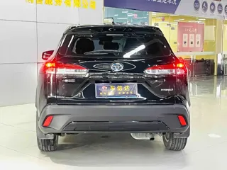 Toyota Corolla Cross 2024 купить из Китая, цена 2 946 000 ₽ — Suifenhe Auto