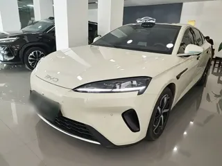 BYD 07 DM-i 2025