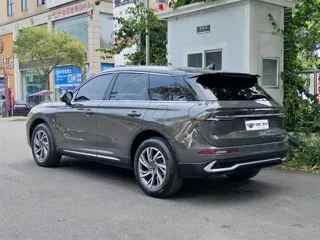 Lincoln Corsair 2024 купить из Китая, цена 4 359 000 ₽ — Suifenhe Auto