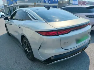 BYD Han L 2025 купить из Китая, цена 8 398 000 ₽ — Suifenhe Auto