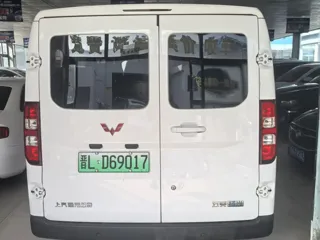Wuling Yangguang 2025 купить из Китая, цена 1 528 000 ₽ — Suifenhe Auto