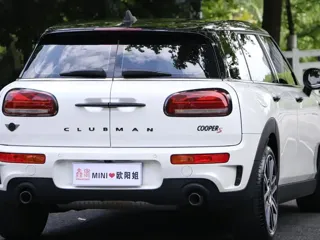MINI CLUBMAN 2024 купить из Китая, цена 5 903 000 ₽ — Suifenhe Auto