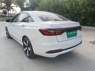 Venucia D60 2024 купить из Китая, цена 1 388 000 ₽ — Suifenhe Auto