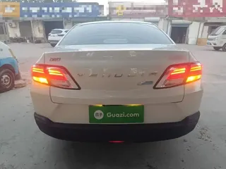 Venucia D60 2021 купить из Китая, цена 1 167 000 ₽ — Suifenhe Auto
