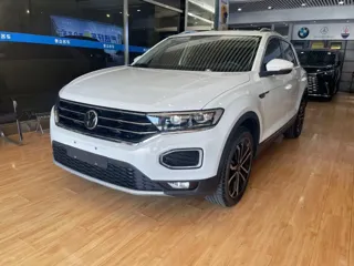 Volkswagen T-ROC 2022 купить из Китая, цена 1 845 000 ₽ — Suifenhe Auto