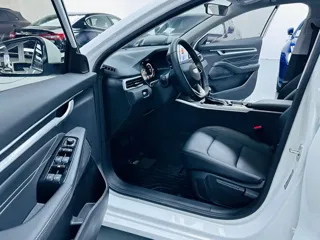 Geely Emgrand 2025 купить из Китая, цена 1 556 000 ₽ — Suifenhe Auto