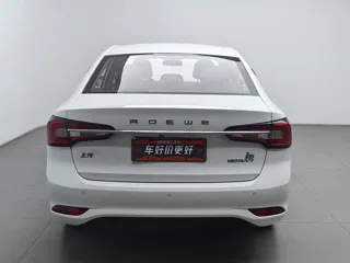 Roewe i5 2021 купить из Китая, цена 1 136 000 ₽ — Suifenhe Auto