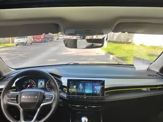 Roewe i5 2021 купить из Китая, цена 1 162 000 ₽ — Suifenhe Auto