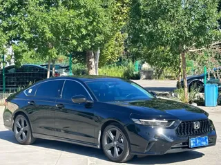 Honda Inspire 2025 купить из Китая, цена 3 370 000 ₽ — Suifenhe Auto