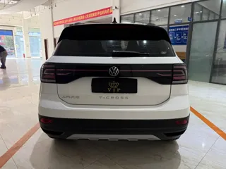 Volkswagen T-Cross 2022 купить из Китая, цена 1 595 000 ₽ — Suifenhe Auto