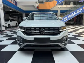 Volkswagen Tacqua 2023 купить из Китая, цена 1 797 000 ₽ — Suifenhe Auto