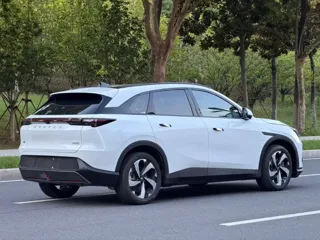 ARCFOX T 2025 купить из Китая, цена 3 160 000 ₽ — Suifenhe Auto