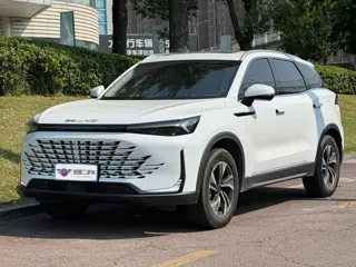BAIC X7 2025 купить из Китая, цена 2 504 000 ₽ — Suifenhe Auto