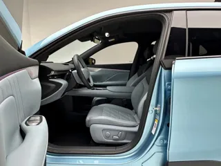 Deepal S05 2024 купить из Китая, цена 3 404 000 ₽ — Suifenhe Auto