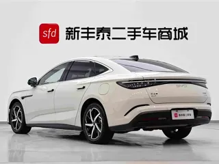 BYD 07 DM-i 2025 купить из Китая, цена 4 134 000 ₽ — Suifenhe Auto