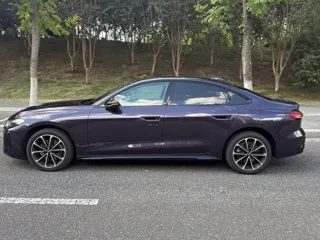Audi A5L 2026 купить из Китая, цена 5 650 000 ₽ — Suifenhe Auto