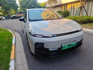 Leapmotor B01 2025 купить из Китая, цена 1 550 000 ₽ — Suifenhe Auto