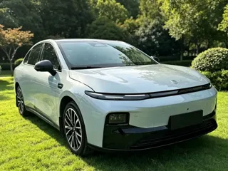 Leapmotor B01 2026 купить из Китая, цена 2 709 000 ₽ — Suifenhe Auto