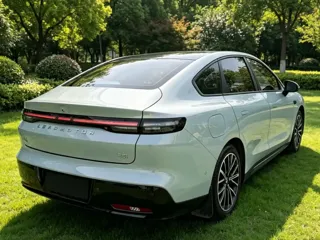 Leapmotor B01 2026 купить из Китая, цена 2 709 000 ₽ — Suifenhe Auto