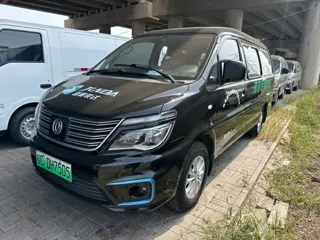 Dongfeng Fengxing Lingzhi NEV 2021 купить из Китая, цена 1 254 000 ₽ — Suifenhe Auto