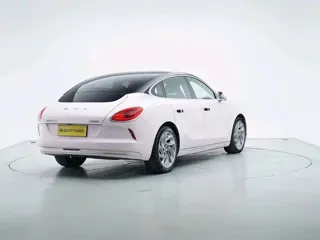 ORA Lightning Cat 2022 купить из Китая, цена 3 638 000 ₽ — Suifenhe Auto