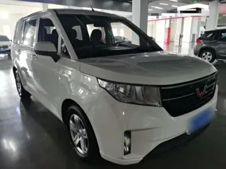 Wuling Hongguang PLUS 2021 купить из Китая, цена 1 271 000 ₽ — Suifenhe Auto