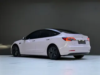Tesla Model 3 2021 купить из Китая, цена 4 241 000 ₽ — Suifenhe Auto