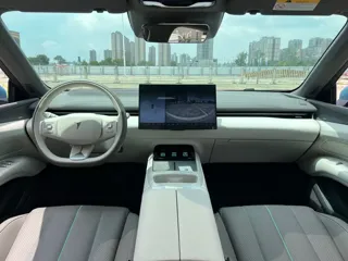 Deepal L07 2024 купить из Китая, цена 3 059 000 ₽ — Suifenhe Auto