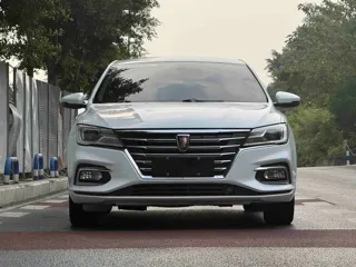 Roewe i5 2020 купить из Китая, цена 1 220 000 ₽ — Suifenhe Auto