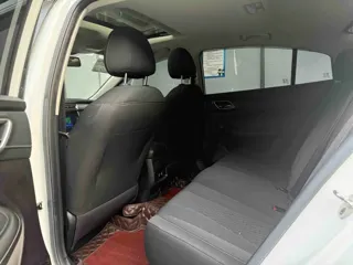 Roewe i5 2020 купить из Китая, цена 1 220 000 ₽ — Suifenhe Auto