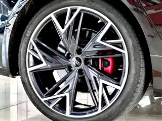 Audi A7L 2024 купить из Китая, цена 6 971 000 ₽ — Suifenhe Auto