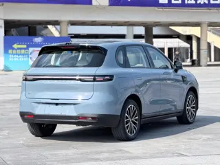 Leapmotor B10 2025 купить из Китая, цена 2 833 000 ₽ — Suifenhe Auto