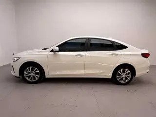 Buick Verano 2025 купить из Китая, цена 2 609 000 ₽ — Suifenhe Auto