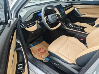 Geely Boyue L 2024 купить из Китая, цена 2 788 000 ₽ — Suifenhe Auto