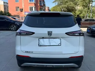 Baojun 510 2021 купить из Китая, цена 1 131 000 ₽ — Suifenhe Auto