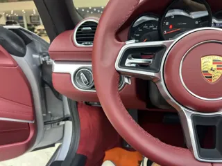 Porsche 718 2024 купить из Китая, цена 10 546 000 ₽ — Suifenhe Auto