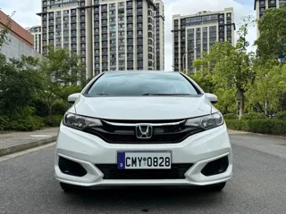 Honda Fit 2018 купить из Китая, цена 1 227 000 ₽ — Suifenhe Auto