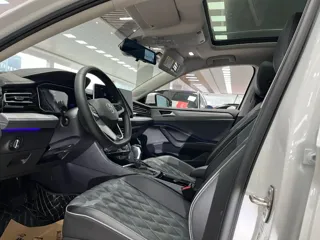 Volkswagen Sagitar 2024 купить из Китая, цена 2 896 000 ₽ — Suifenhe Auto