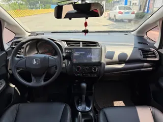 Honda Fit 2018 купить из Китая, цена 1 227 000 ₽ — Suifenhe Auto