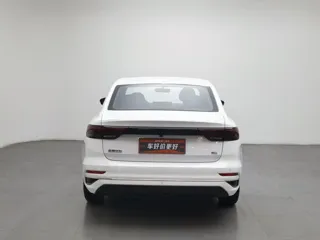 Geely Emgrand 2023 купить из Китая, цена 1 008 000 ₽ — Suifenhe Auto