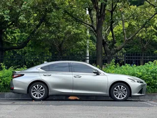 Lexus ES 2025 купить из Китая, цена 7 942 000 ₽ — Suifenhe Auto