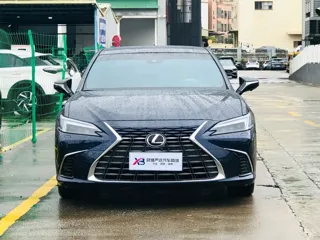 Lexus ES 2025 купить из Китая, цена 5 060 000 ₽ — Suifenhe Auto