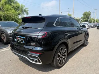 Hongqi HS5 2025 купить из Китая, цена 3 651 000 ₽ — Suifenhe Auto