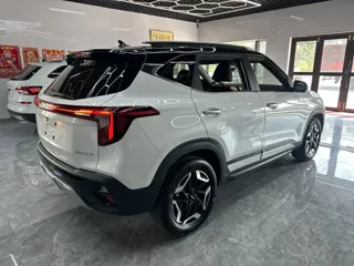 Kia Seltos 2023 купить из Китая, цена 2 187 000 ₽ — Suifenhe Auto